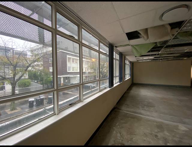 1,344M² OFFICE TO LET IN CLAREMONT